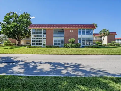 28 Pine Arbor Lane Vero Beach FL 32962