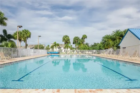 1827 Aynsley Way Vero Beach FL 32966