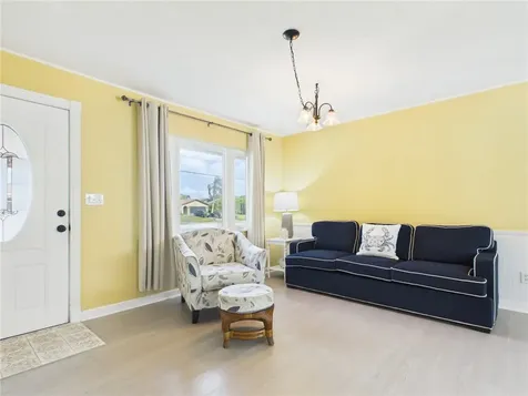 520 Jupiter Boulevard NW Palm Bay FL 32907