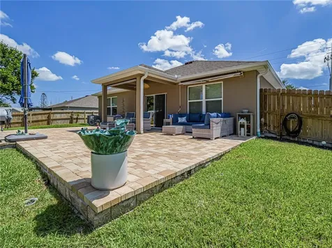 426 Fleming Street Sebastian FL 32958