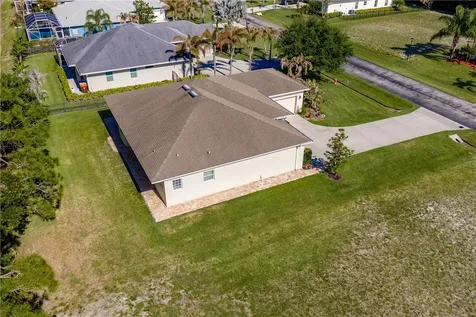 7445 36th Court Vero Beach FL 32967