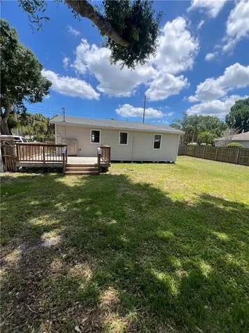 1005 20th Avenue Vero Beach FL 32960