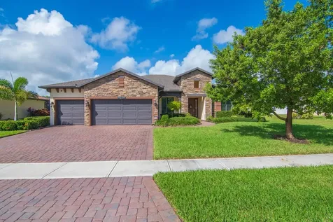 6234 Arcadia Square Vero Beach FL 32966