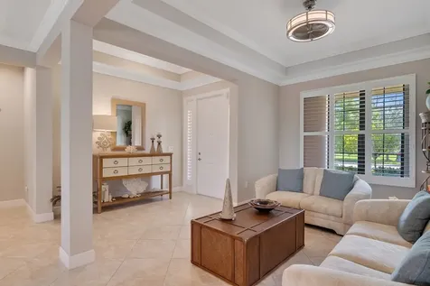 6234 Arcadia Square Vero Beach FL 32966