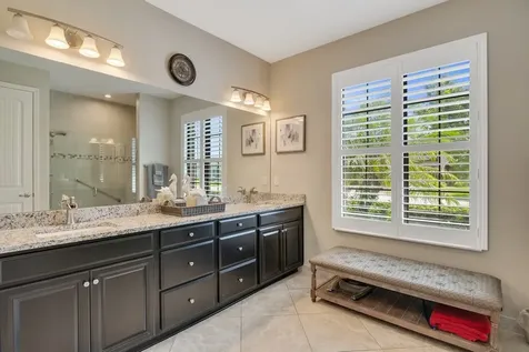 6234 Arcadia Square Vero Beach FL 32966