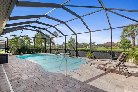 6234 Arcadia Square Vero Beach FL 32966