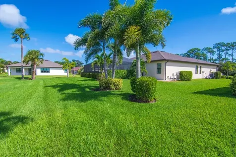 6234 Arcadia Square Vero Beach FL 32966