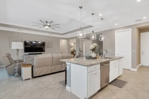 6234 Arcadia Square Vero Beach FL 32966