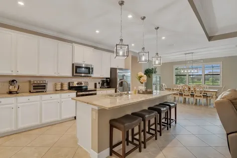 6234 Arcadia Square Vero Beach FL 32966