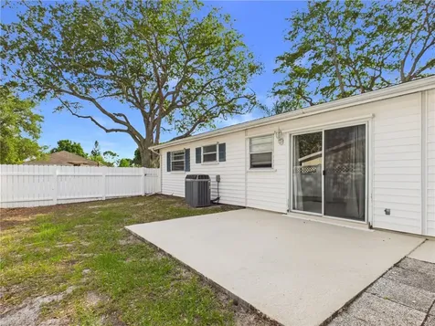 741 Smith Street Sebastian FL 32958