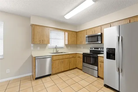 16 45th Avenue Vero Beach FL 32968