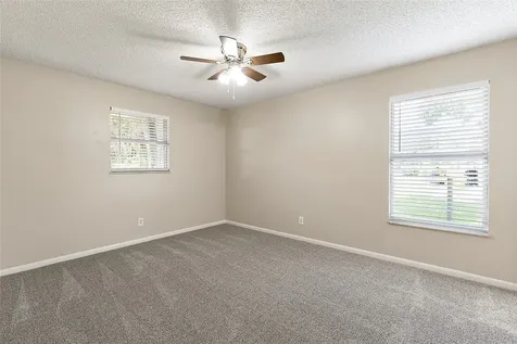 16 45th Avenue Vero Beach FL 32968