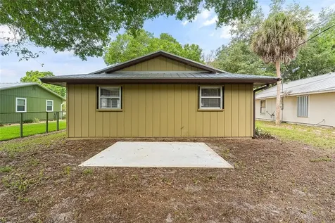 16 45th Avenue Vero Beach FL 32968