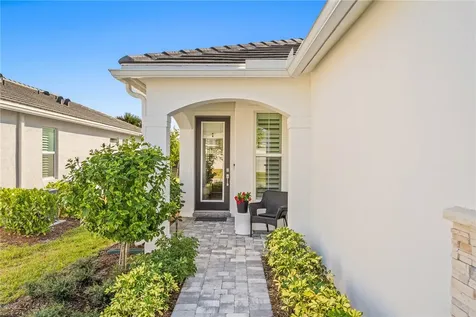 1375 Haven Circle Vero Beach FL 32960