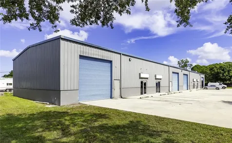 825 33rd Court SW Vero Beach FL 32968