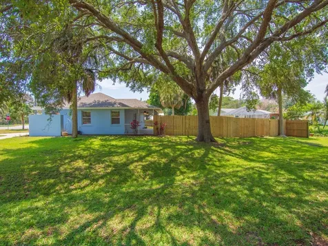 405 12th Avenue Vero Beach FL 32962