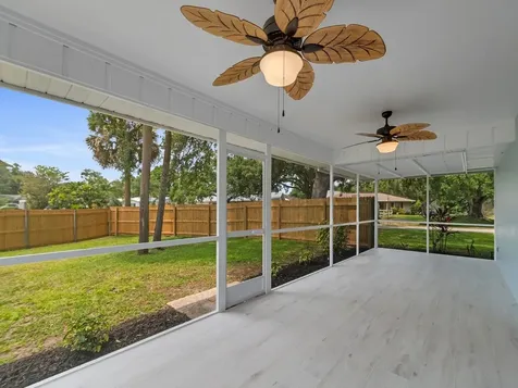 405 12th Avenue Vero Beach FL 32962
