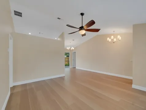 405 12th Avenue Vero Beach FL 32962