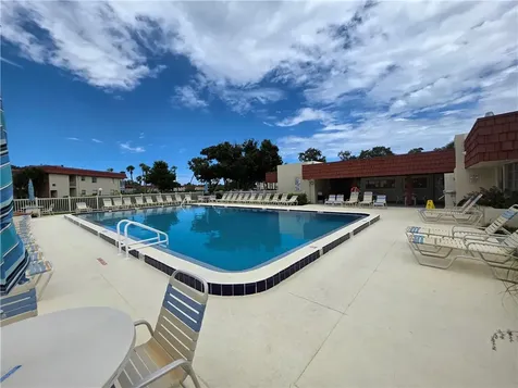 33 Pine Arbor Lane Vero Beach FL 32962