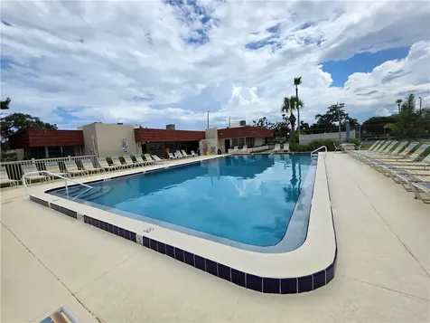 33 Pine Arbor Lane Vero Beach FL 32962