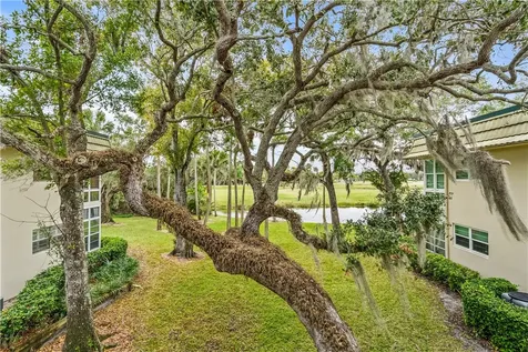 11 Vista Gardens Trail Vero Beach FL 32962