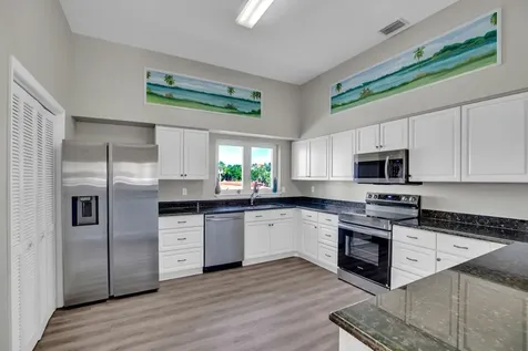 5040 Harmony Circle Vero Beach FL 32967