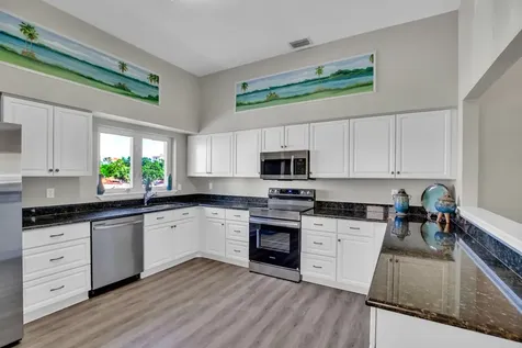 5040 Harmony Circle Vero Beach FL 32967