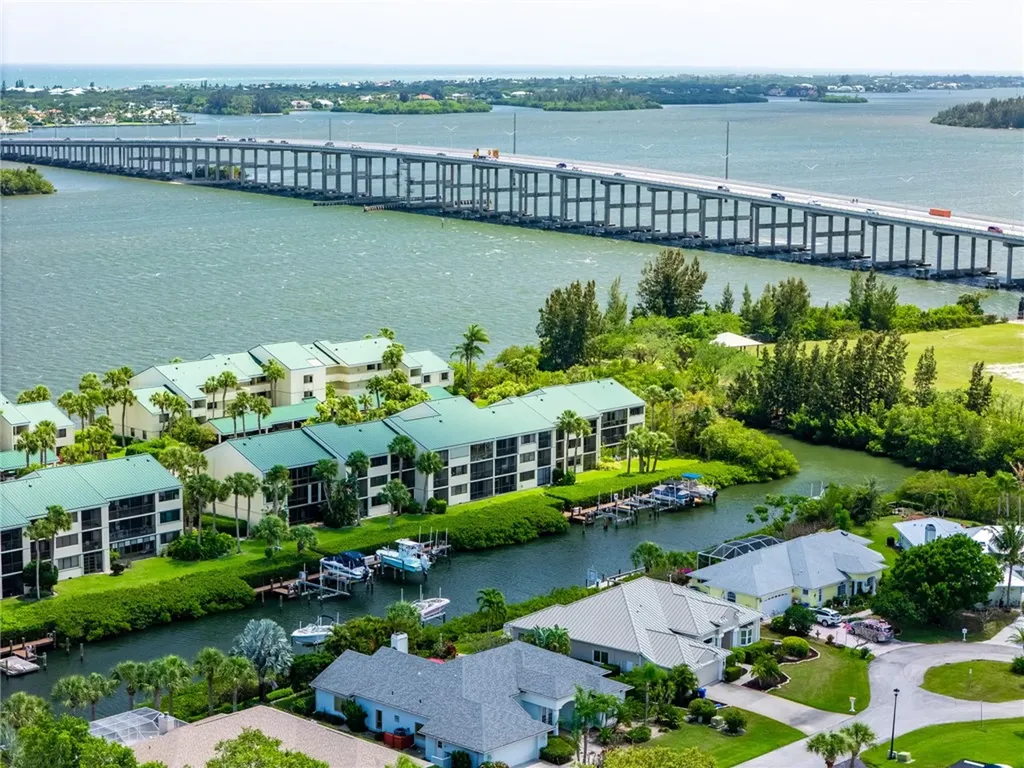 1845 Tarpon Lane Vero Beach FL 32960