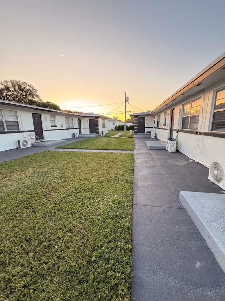 1886 41st Avenue Vero Beach FL 32960