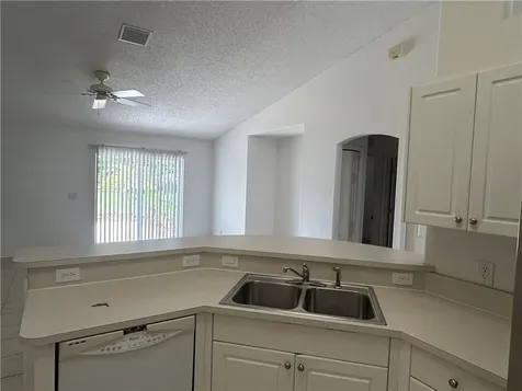 720 24th Street SW Vero Beach FL 32962