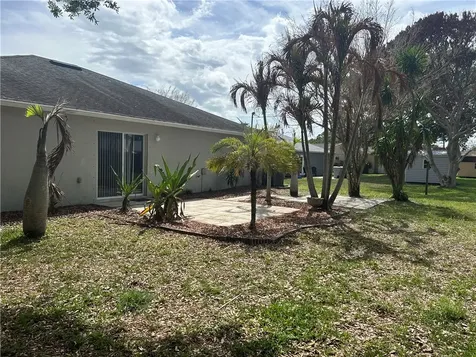 720 24th Street SW Vero Beach FL 32962