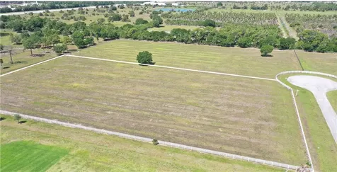 7325 6th Street SW Vero Beach FL 32968