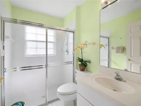 107 Larchmont Terrace Sebastian FL 32958