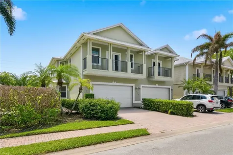 1835 Bridgepointe Circle Vero Beach FL 32967