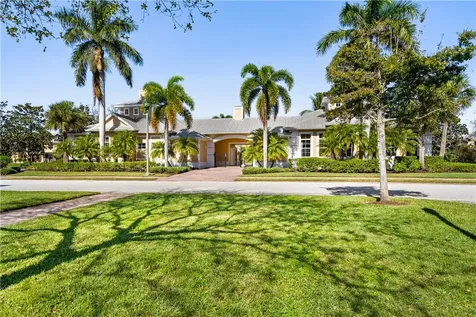 1835 Bridgepointe Circle Vero Beach FL 32967