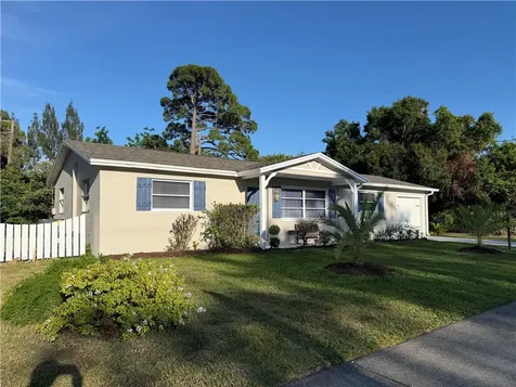 310 20th Avenue SW Vero Beach FL 32962