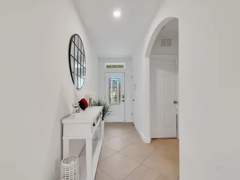 343 Lexington Court SW Vero Beach FL 32962