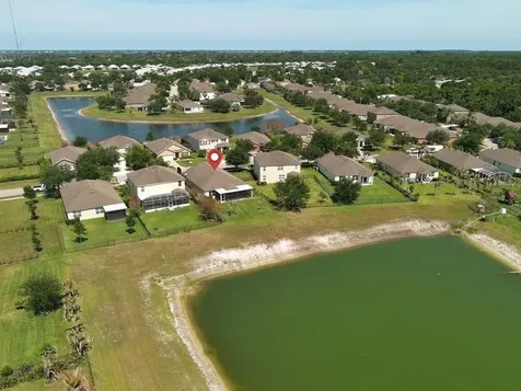 343 Lexington Court SW Vero Beach FL 32962