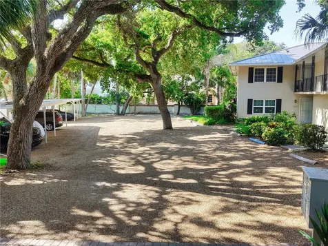 800 Coquina Lane Vero Beach FL 32963