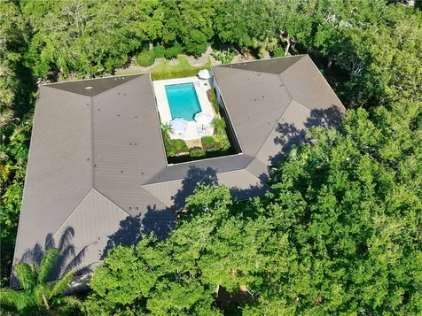 800 Coquina Lane Vero Beach FL 32963