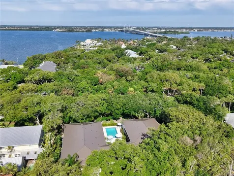 800 Coquina Lane Vero Beach FL 32963