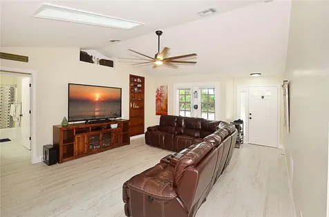 6075 7th Lane Vero Beach FL 32968