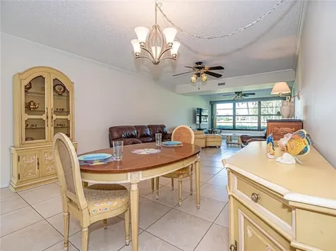 32 Plantation Drive Vero Beach FL 32966
