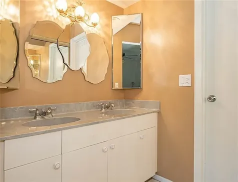32 Plantation Drive Vero Beach FL 32966