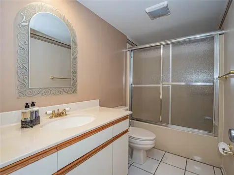 32 Plantation Drive Vero Beach FL 32966
