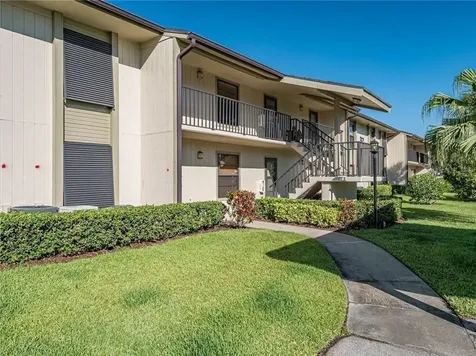 32 Plantation Drive Vero Beach FL 32966