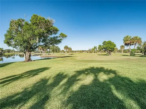 32 Plantation Drive Vero Beach FL 32966