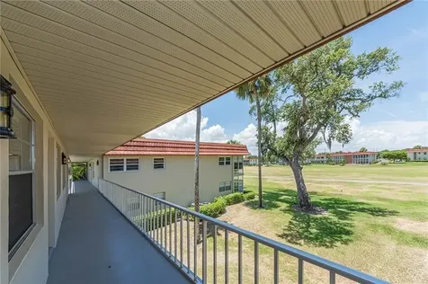 60 Woodland Drive Vero Beach FL 32962