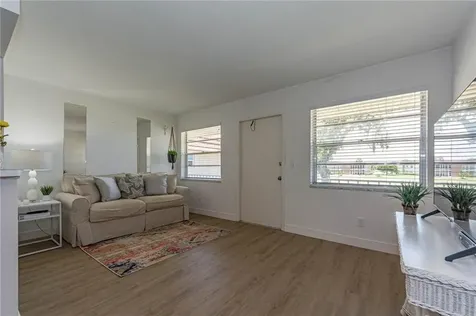 60 Woodland Drive Vero Beach FL 32962