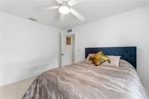 845 Greenleaf Circle Vero Beach FL 32960